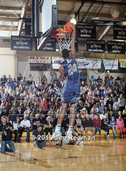 Thumbnail 3 in Slam Dunk Competition (City of Palms Classic) photogallery.