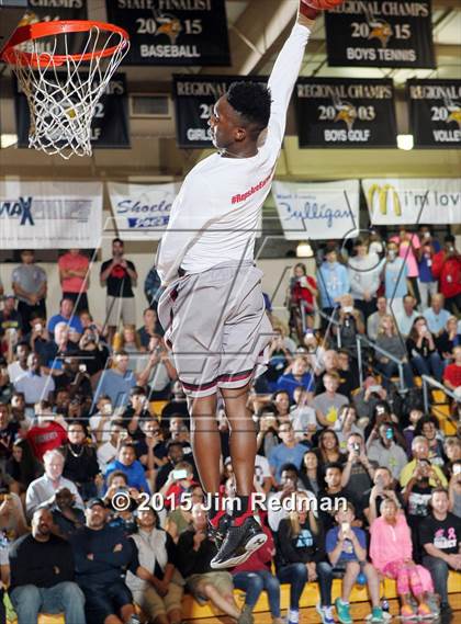 Thumbnail 2 in Slam Dunk Competition (City of Palms Classic) photogallery.