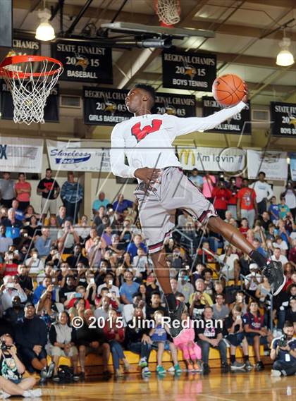Thumbnail 3 in Slam Dunk Competition (City of Palms Classic) photogallery.