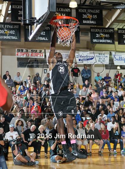Thumbnail 1 in Slam Dunk Competition (City of Palms Classic) photogallery.