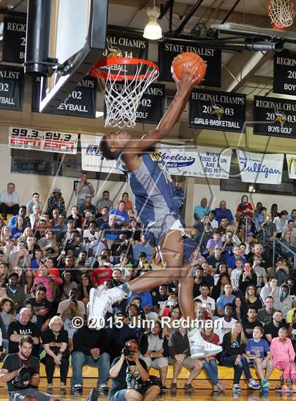 Thumbnail 3 in Slam Dunk Competition (City of Palms Classic) photogallery.