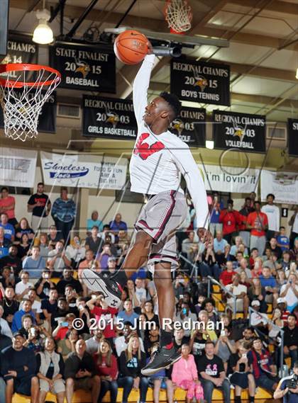 Thumbnail 3 in Slam Dunk Competition (City of Palms Classic) photogallery.