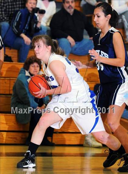 Thumbnail 3 in Lititz Christian vs. Harrisburg Christian (D3 Quarterfinals) photogallery.