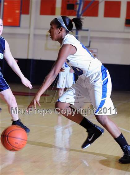 Thumbnail 1 in Lititz Christian vs. Harrisburg Christian (D3 Quarterfinals) photogallery.