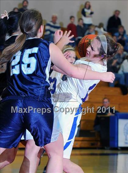 Thumbnail 2 in Lititz Christian vs. Harrisburg Christian (D3 Quarterfinals) photogallery.