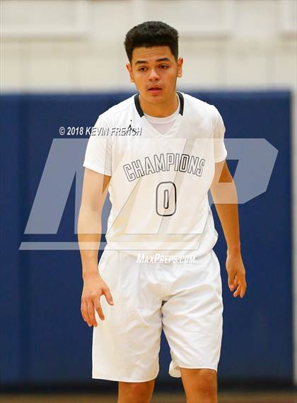 Thumbnail 1 in Marcos de Niza vs. Cesar Chavez (McClintock Holiday Tournament) photogallery.