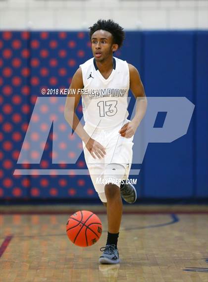 Thumbnail 2 in Marcos de Niza vs. Cesar Chavez (McClintock Holiday Tournament) photogallery.