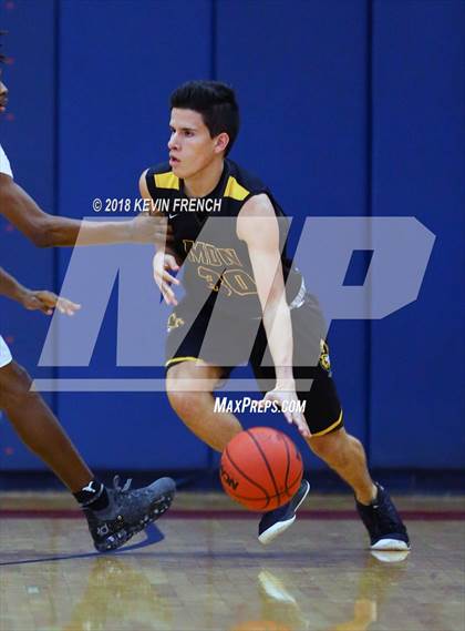 Thumbnail 1 in Marcos de Niza vs. Cesar Chavez (McClintock Holiday Tournament) photogallery.