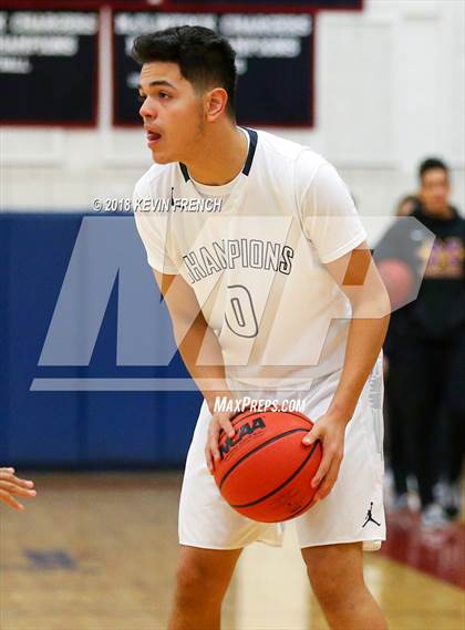 Thumbnail 1 in Marcos de Niza vs. Cesar Chavez (McClintock Holiday Tournament) photogallery.