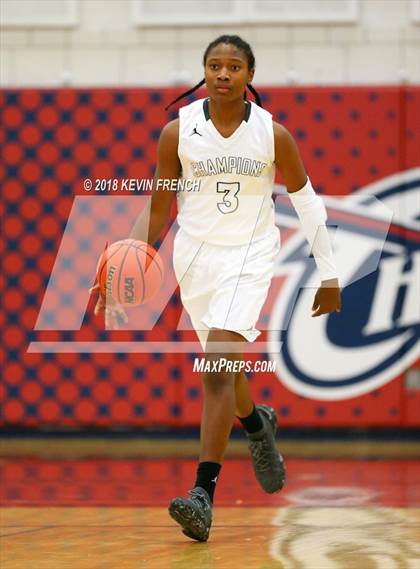 Thumbnail 1 in Marcos de Niza vs. Cesar Chavez (McClintock Holiday Tournament) photogallery.