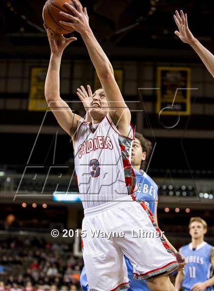 Thumbnail 3 in Boone County vs Dixie (9th Region Tournament) photogallery.