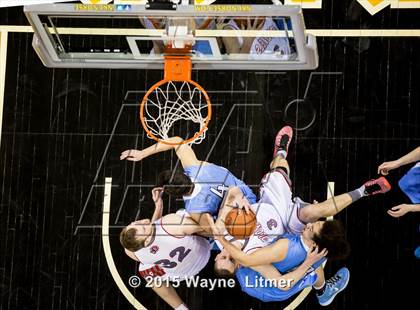 Thumbnail 3 in Boone County vs Dixie (9th Region Tournament) photogallery.