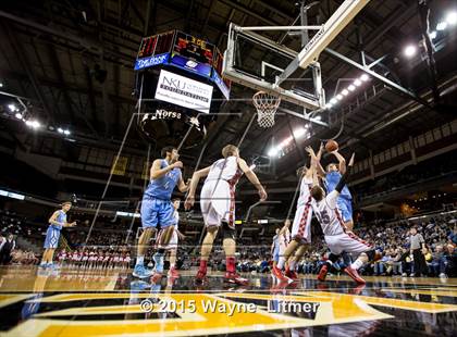 Thumbnail 1 in Boone County vs Dixie (9th Region Tournament) photogallery.