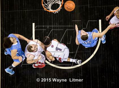 Thumbnail 1 in Boone County vs Dixie (9th Region Tournament) photogallery.