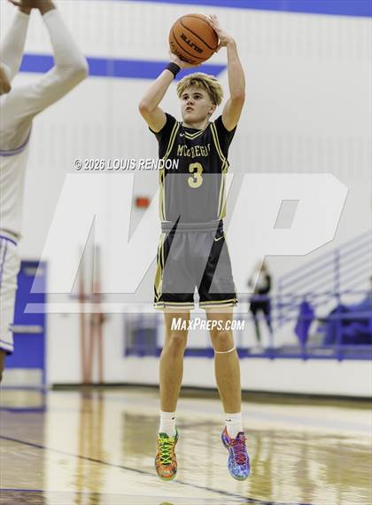 Thumbnail 3 in McGregor @ Robinson photogallery.