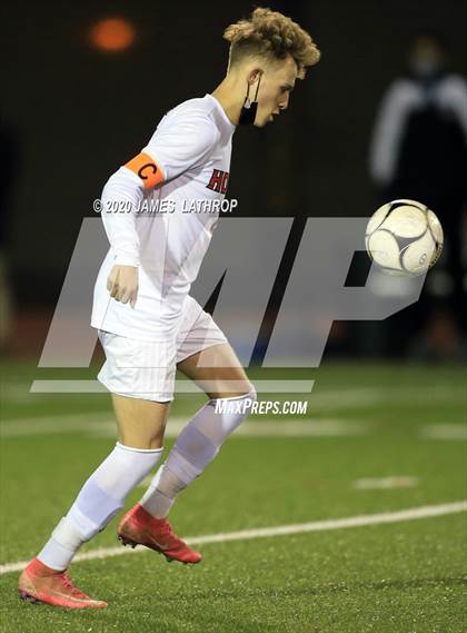 Thumbnail 3 in Holley @ East Rochester (NYPHSAA Section 5 Final) photogallery.