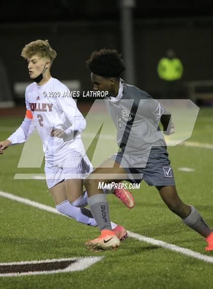 Thumbnail 2 in Holley @ East Rochester (NYPHSAA Section 5 Final) photogallery.