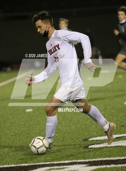 Thumbnail 3 in Holley @ East Rochester (NYPHSAA Section 5 Final) photogallery.