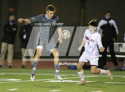 Thumbnail 2 in Holley @ East Rochester (NYPHSAA Section 5 Final) photogallery.