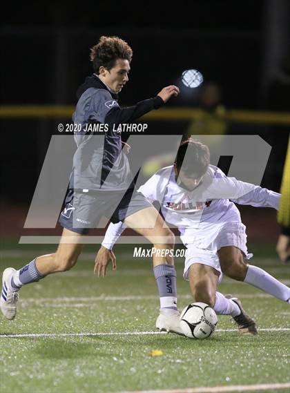 Thumbnail 1 in Holley @ East Rochester (NYPHSAA Section 5 Final) photogallery.