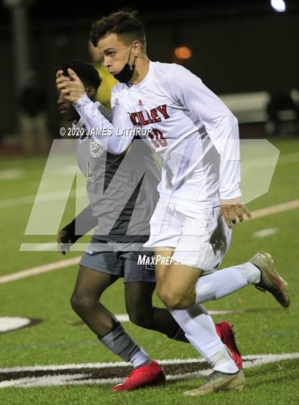Thumbnail 2 in Holley @ East Rochester (NYPHSAA Section 5 Final) photogallery.