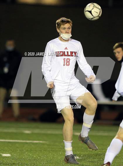 Thumbnail 3 in Holley @ East Rochester (NYPHSAA Section 5 Final) photogallery.