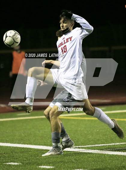 Thumbnail 1 in Holley @ East Rochester (NYPHSAA Section 5 Final) photogallery.