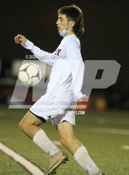 Thumbnail 3 in Holley @ East Rochester (NYPHSAA Section 5 Final) photogallery.