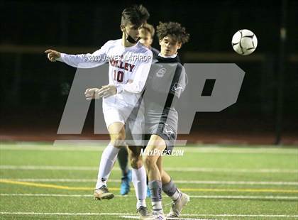 Thumbnail 3 in Holley @ East Rochester (NYPHSAA Section 5 Final) photogallery.