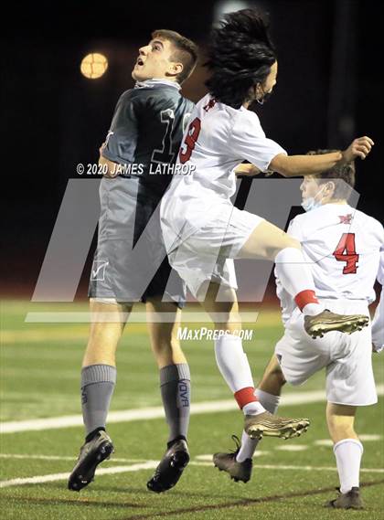 Thumbnail 2 in Holley @ East Rochester (NYPHSAA Section 5 Final) photogallery.