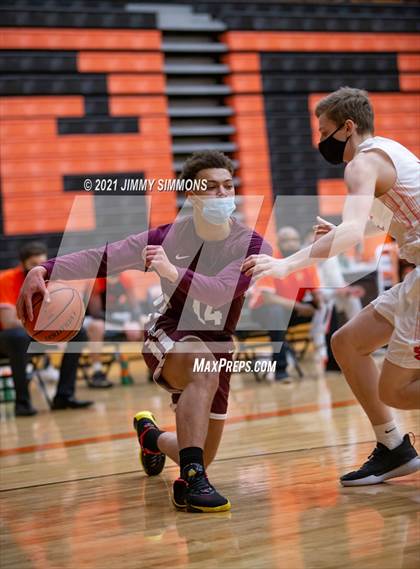 Thumbnail 3 in Belleville West @ Edwardsville (IHSA SWC Semifinal) photogallery.