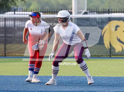 Thumbnail 2 in Whitesboro @ Prairiland (UIL 3A Softball Regional Quarterfinal) photogallery.