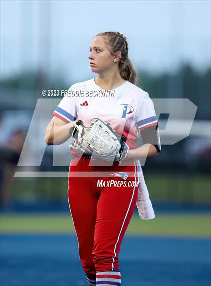 Thumbnail 2 in Whitesboro @ Prairiland (UIL 3A Softball Regional Quarterfinal) photogallery.