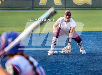 Thumbnail 2 in Whitesboro @ Prairiland (UIL 3A Softball Regional Quarterfinal) photogallery.