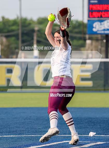 Thumbnail 2 in Whitesboro @ Prairiland (UIL 3A Softball Regional Quarterfinal) photogallery.