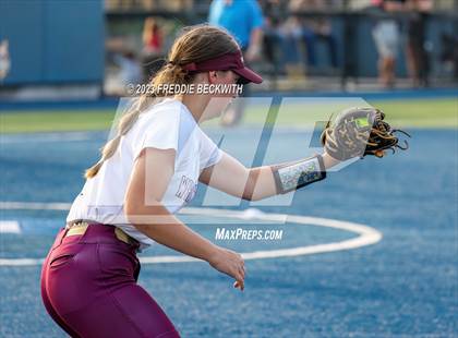 Thumbnail 2 in Whitesboro @ Prairiland (UIL 3A Softball Regional Quarterfinal) photogallery.