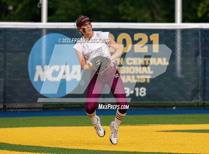 Thumbnail 2 in Whitesboro @ Prairiland (UIL 3A Softball Regional Quarterfinal) photogallery.