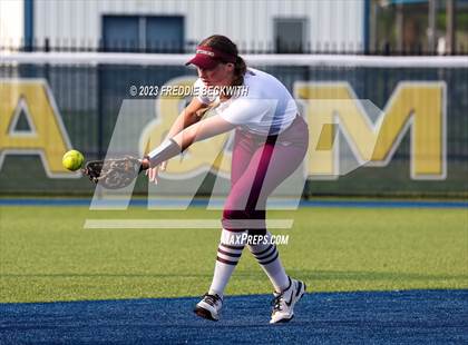 Thumbnail 3 in Whitesboro @ Prairiland (UIL 3A Softball Regional Quarterfinal) photogallery.