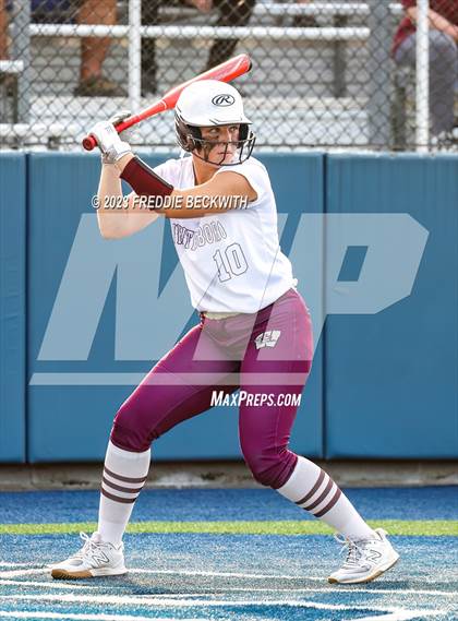 Thumbnail 3 in Whitesboro @ Prairiland (UIL 3A Softball Regional Quarterfinal) photogallery.
