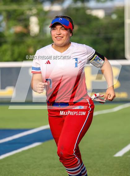 Thumbnail 2 in Whitesboro @ Prairiland (UIL 3A Softball Regional Quarterfinal) photogallery.