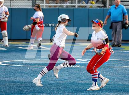 Thumbnail 1 in Whitesboro @ Prairiland (UIL 3A Softball Regional Quarterfinal) photogallery.