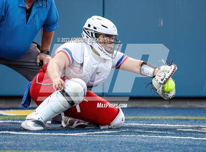 Thumbnail 2 in Whitesboro @ Prairiland (UIL 3A Softball Regional Quarterfinal) photogallery.