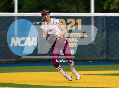 Thumbnail 3 in Whitesboro @ Prairiland (UIL 3A Softball Regional Quarterfinal) photogallery.