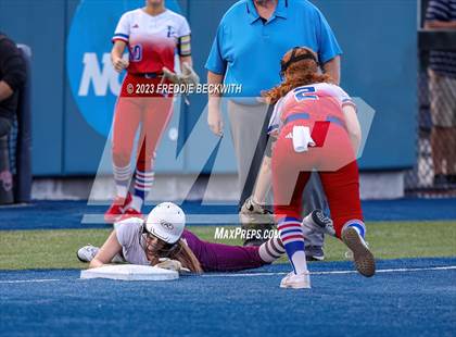 Thumbnail 1 in Whitesboro @ Prairiland (UIL 3A Softball Regional Quarterfinal) photogallery.