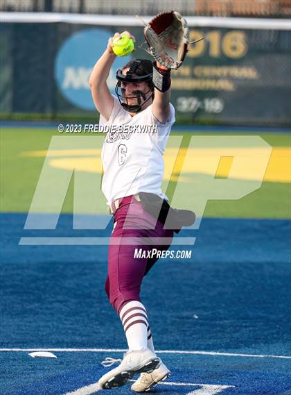 Thumbnail 3 in Whitesboro @ Prairiland (UIL 3A Softball Regional Quarterfinal) photogallery.