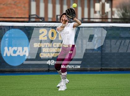 Thumbnail 2 in Whitesboro @ Prairiland (UIL 3A Softball Regional Quarterfinal) photogallery.