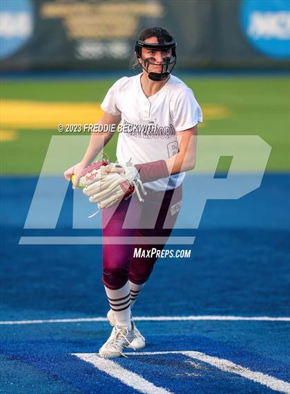 Thumbnail 1 in Whitesboro @ Prairiland (UIL 3A Softball Regional Quarterfinal) photogallery.