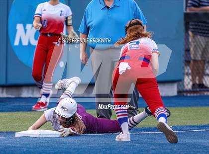 Thumbnail 3 in Whitesboro @ Prairiland (UIL 3A Softball Regional Quarterfinal) photogallery.