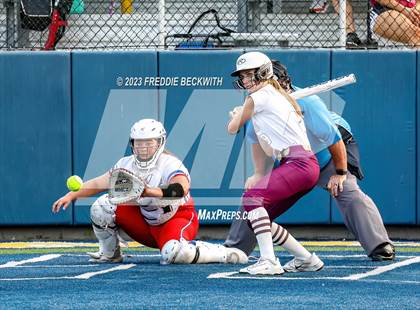 Thumbnail 3 in Whitesboro @ Prairiland (UIL 3A Softball Regional Quarterfinal) photogallery.