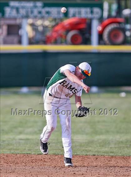 Thumbnail 2 in North @ Garces photogallery.